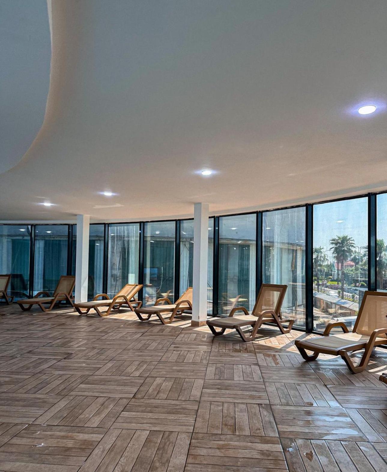 Orbi City Aparthotel Batumi Exterior foto